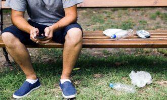 Kebiasaan Buruk Yang Merusak Lingkungan